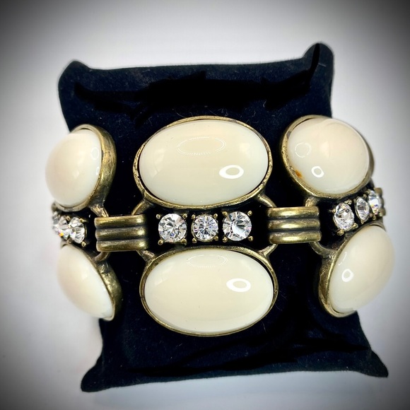 Vintage Gerard Yosca brass Tone Lucite Cabochons with crystals 6 panel Bracelet - Picture 2 of 8